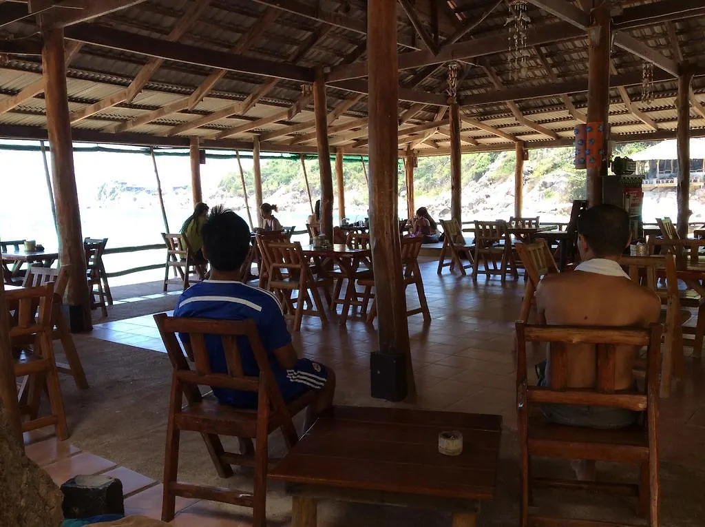 Aow Leuk Grand Hill Koh Tao 2*,  Thailand